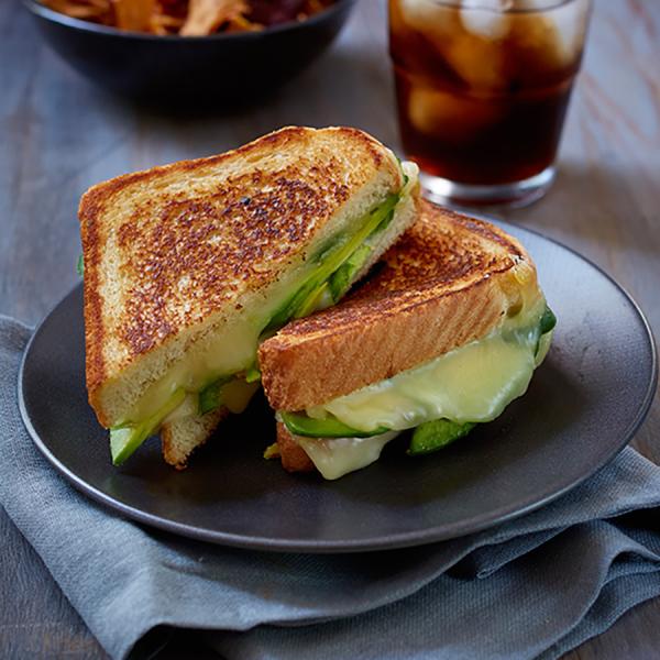 jalapeno-avocado-grilled-cheese